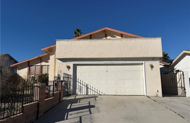 4421 Fernbrook Road photos photos