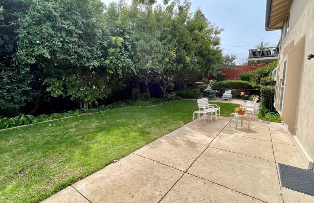 Split-Level 4 Bedroom House with Private Yard in the SLO Country Club Gallery 3
