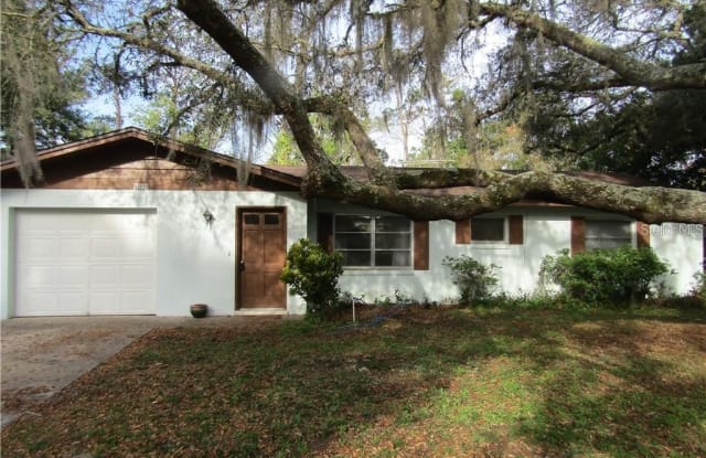 37039 PINE MEADOWS LANE - 37039 Pine Meadows Lane, Lake County, FL 32784