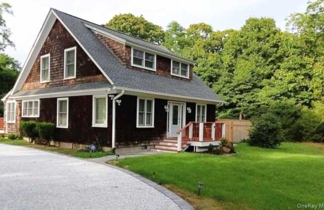572 Montauk Highway Gallery 1