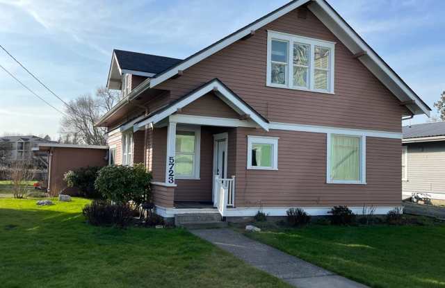 5723 3rd Ave Ferndale, WA 98248 photos photos