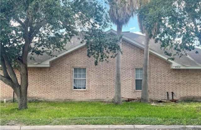 2302 Kimberly Lane Gallery 1