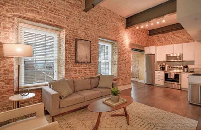 306 North Washington Stree - 306 North Washington Street, Alexandria, VA 22314