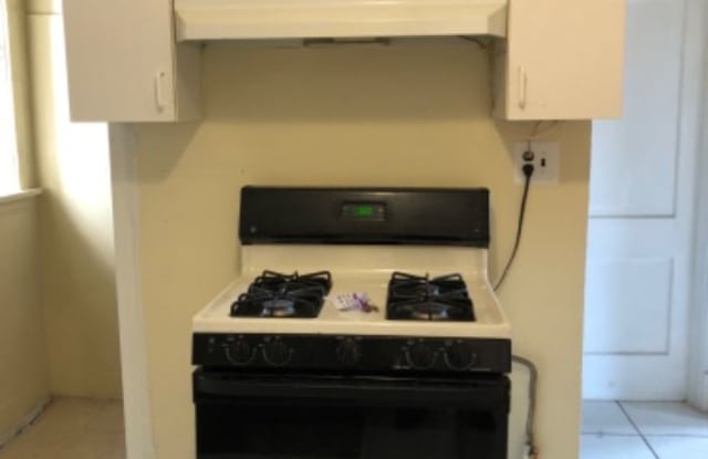 1753 W Catalpa Ave - 1753 West Catalpa Avenue, Chicago, IL 60640