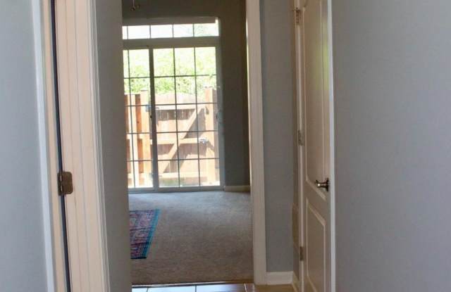 7452 RIDING MEADOW Way Gallery 2