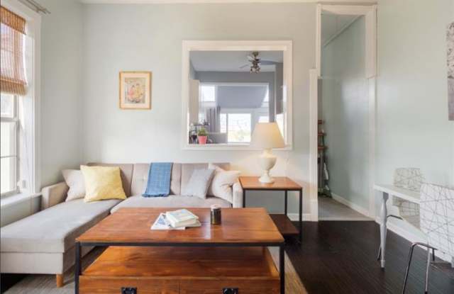 316 Cameron Street SE Gallery 2