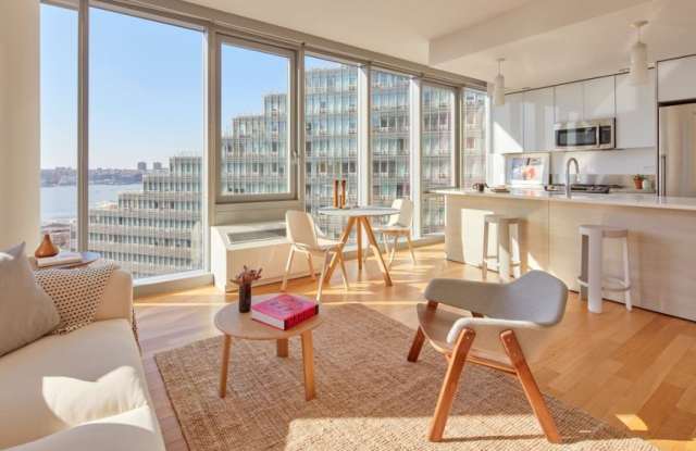 553 West 53rd St. photos photos