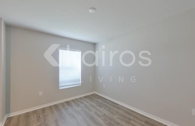 721 Cane Street East Gallery 3