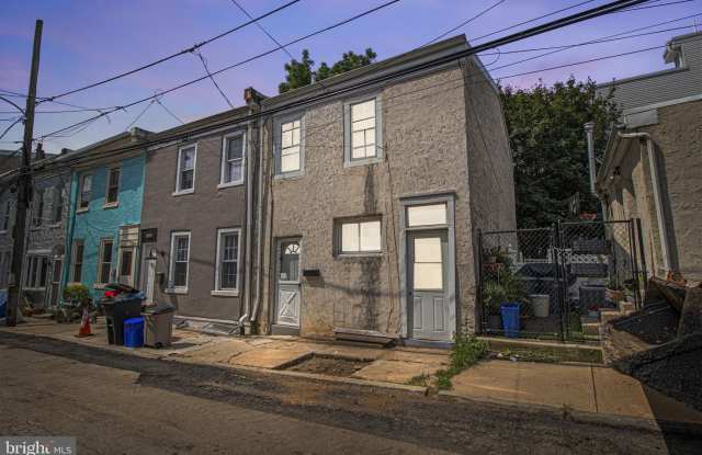 4330 FLEMING STREET photos photos