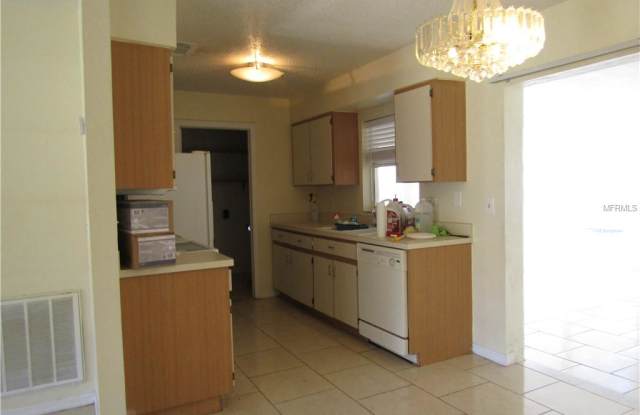 16104 W LAKE BURRELL DR Gallery 3