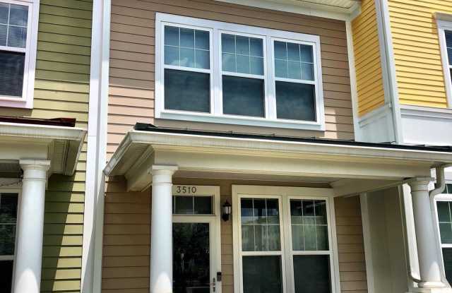 3510 CASSELL PLACE NE Gallery 3
