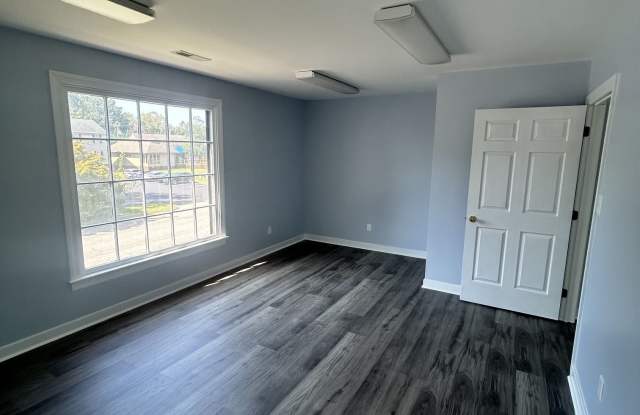 7266 Hanover Green Drive Gallery 4