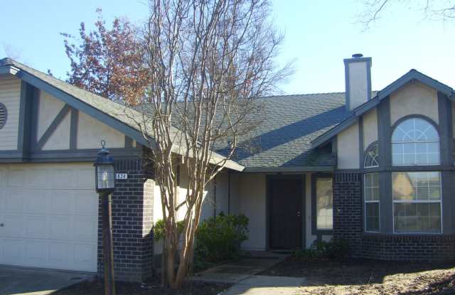 Lovely home near shopping, E.G. schools and parks photos photos