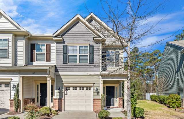 Lovely 3-bedroom End-Unit Townhome in Durham! photos photos