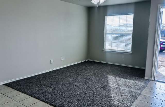 8903 Terrell Avenue Gallery 2