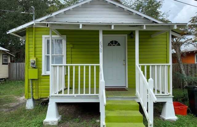 Newly Remodeled, 2 Bedroom 1 Bathroom Home photos photos