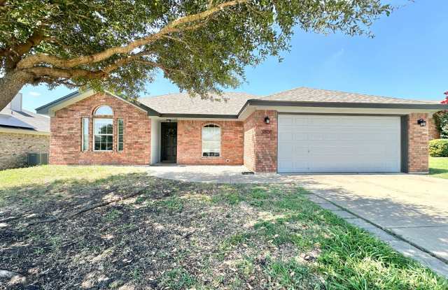 Viewable October 23rd! Pets Accepted! photos photos