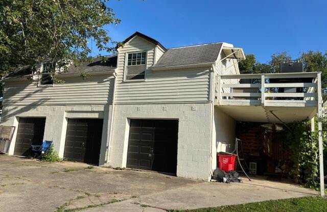 1690 Dyer Road photos photos
