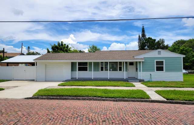 301 44th Street North photos photos