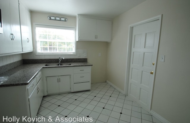 4682 Katella Ave - 4682 Katella Avenue, Los Alamitos, CA 90720