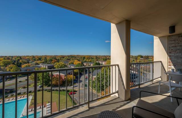 TowsonTown Place Apartments Gallery 2
