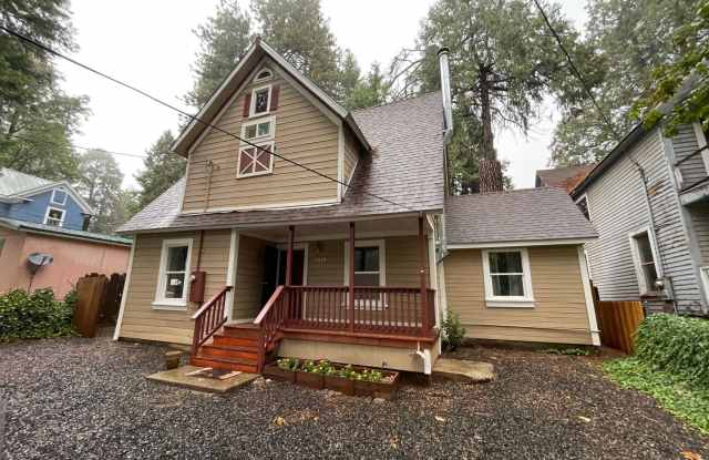 Stirling City Charmer-3 bed 1 bath, large back yard. Newly remodeled photos photos Stirling City Charmer-3 bed 1 bath, large back yard. Newly remodeled photos photos