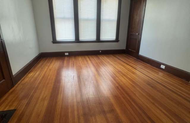 318 Norton Street - 1 photos photos