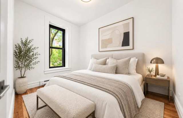 322 West 11th Street Gallery 3