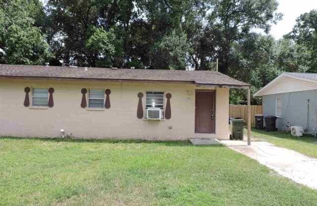 2116 Eliasberg Ave - 2116 Eliasberg Street, Warrington, FL 32507