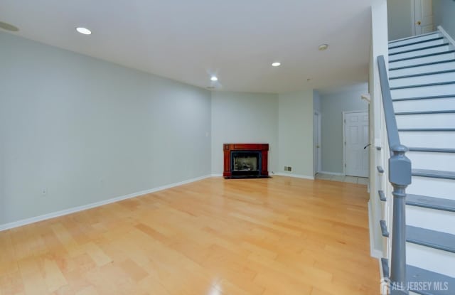 34 Forest Drive Gallery 4