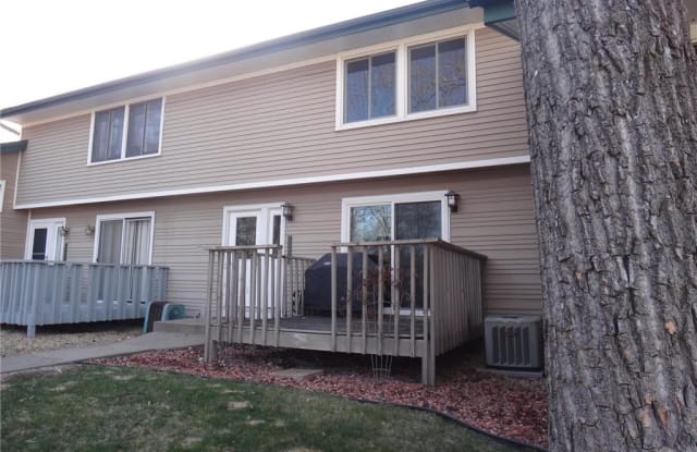 15623 27th Avenue N - 15623 27th Avenue North, Plymouth, MN 55447