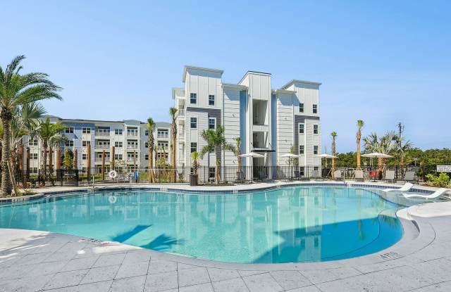 The Whitt photos photos