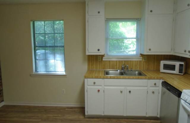 1455 Ridge Road Gallery 3