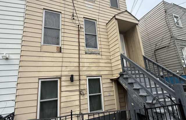 221 SUMMIT AVE photos photos