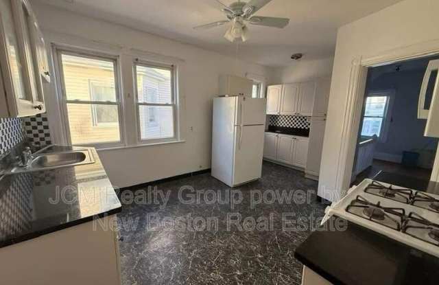 51 Ashland Street - 51 Ashland Street, Malden, MA 02148