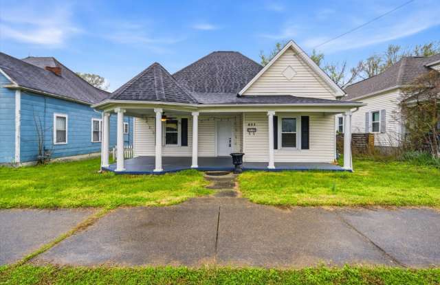 401 East Oak Hill Avenue photos photos