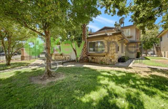 2941 Norcade Circle Gallery 1