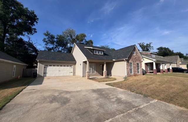 Affordable 3/2, Calera-Near I-65, Quick Travel to Birmingham Gallery 3