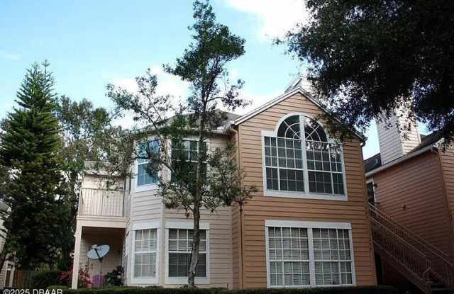 685 Youngstown Parkway photos photos
