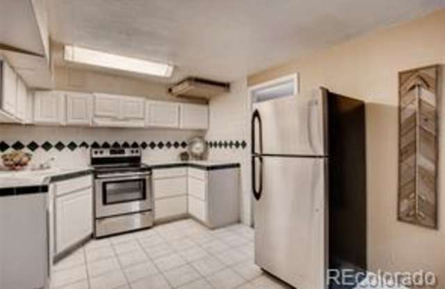 505 Logan St #14 Gallery 2