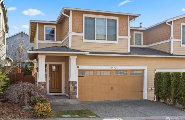 3BD/2.5BTH Modern Townhouse in Greekbrooke II Community for Lease! - 1532 145th Place Southwest, Lake Stickney, WA 98087