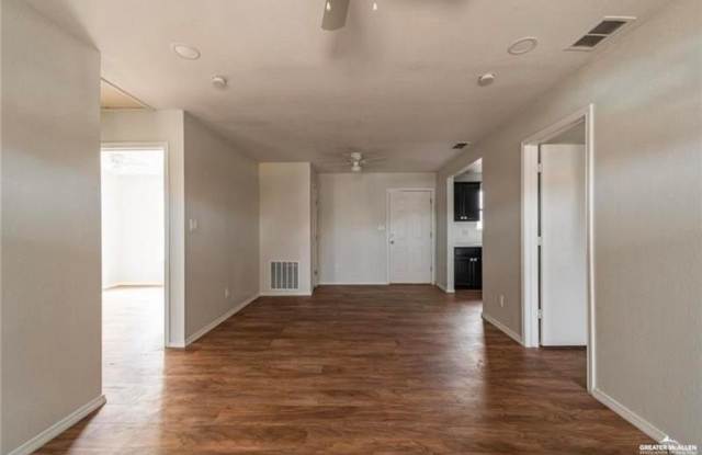 707 Gabriella Avenue Gallery 3