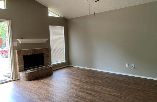 1205 Glen Creek Drive Gallery 3