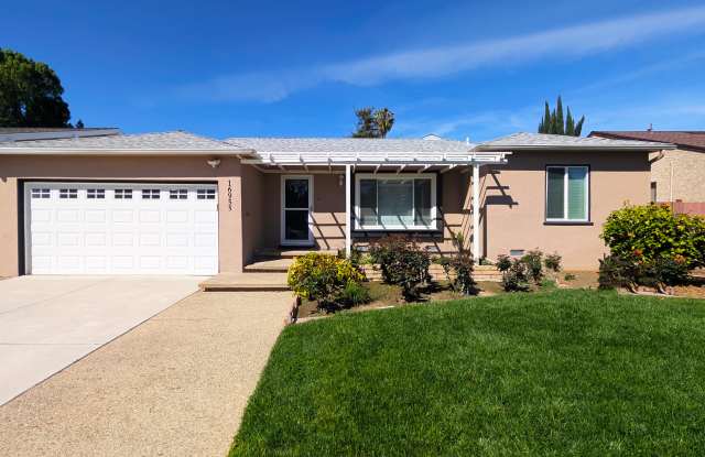 16955 Bassett St photos photos