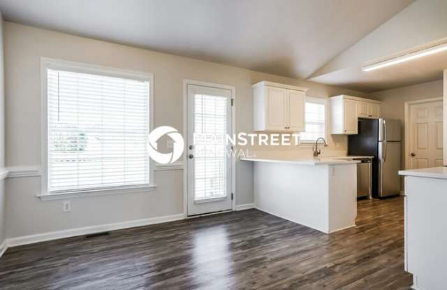 217 Water Oak Drive Gallery 4