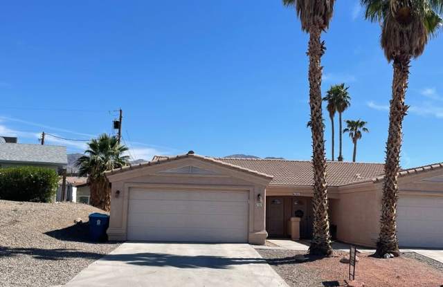 Move in ready, Call for a showing. photos photos