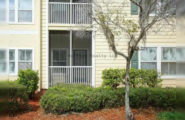 18425 Bridle Club Drive - 18425 Bridle Club Drive, Tampa, FL 33647