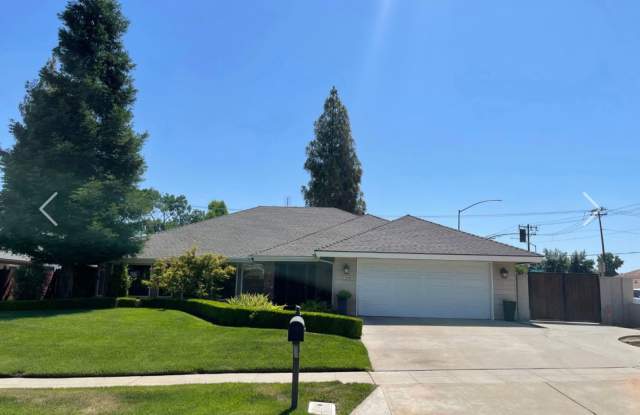 Lovely 3 Bedroom / 2 Bathroom for rent $2,795 photos photos