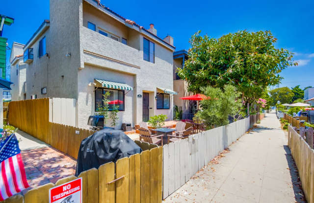Bayside Bliss | Furnished 2BR/2BA | Walk to Mission Beach & Bay Gallery 4