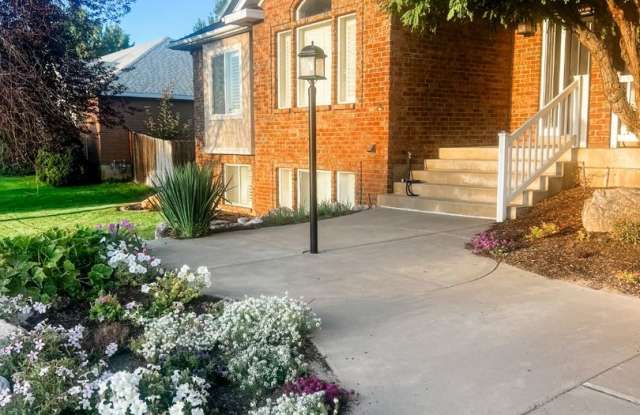 Lovely Home Located In Roy Utah photos photos